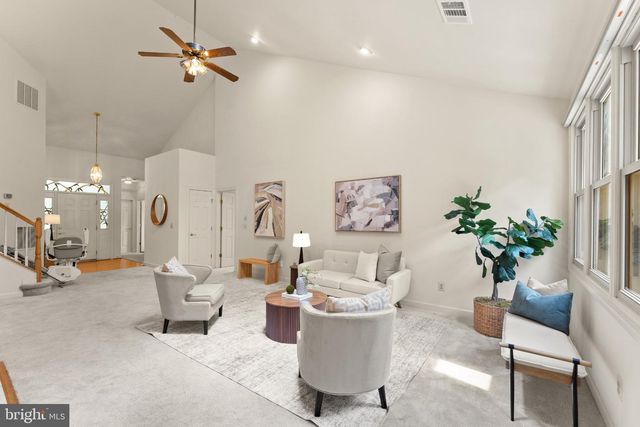 21004 FOWLERS MILL CIR, Ashburn, VA 20147