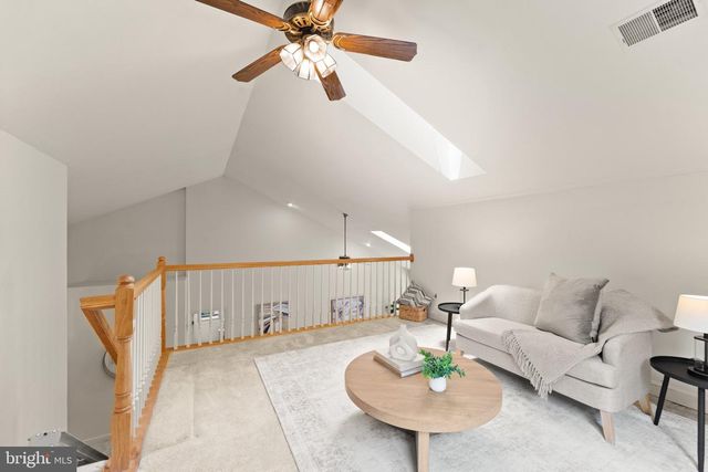 21004 FOWLERS MILL CIR, Ashburn, VA 20147