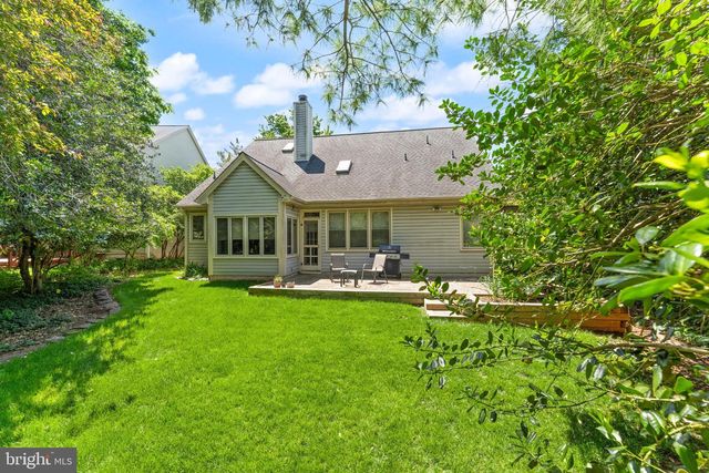 21004 FOWLERS MILL CIR, Ashburn, VA 20147