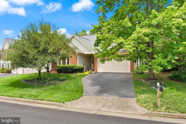 21004 FOWLERS MILL CIR, Ashburn, VA 20147