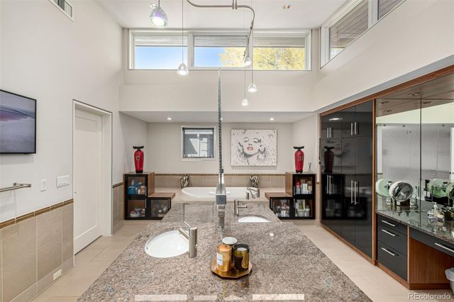 301 Monroe Street, Denver, CO 80206