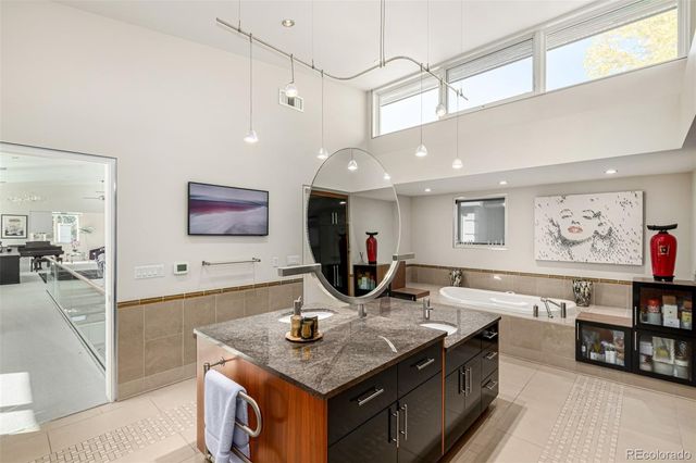 301 Monroe Street, Denver, CO 80206