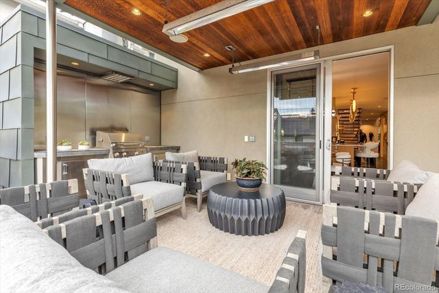 301 Monroe Street, Denver, CO 80206