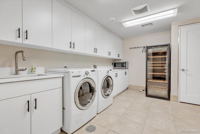 301 Monroe Street, Denver, CO 80206