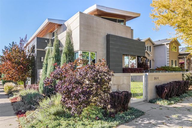 301 Monroe Street, Denver, CO 80206