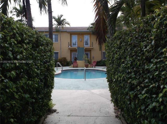 727 NE 16th Ave 727D, Fort Lauderdale, FL 33304