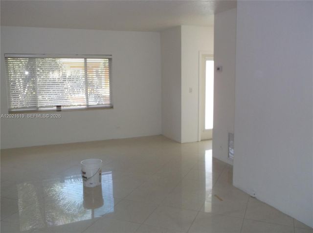 727 NE 16th Ave 727D, Fort Lauderdale, FL 33304