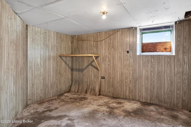 11701 Wetherby Ave, Louisville, KY 40243