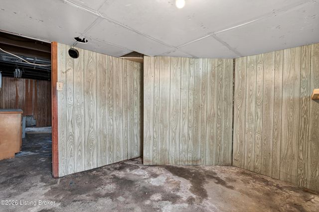 11701 Wetherby Ave, Louisville, KY 40243