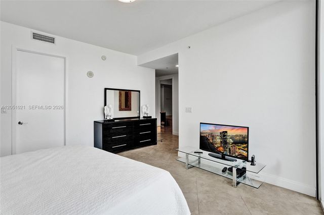 18201 Collins Avenue 4705, Sunny Isles Beach, FL 33160