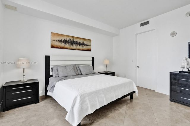 18201 Collins Avenue 4705, Sunny Isles Beach, FL 33160
