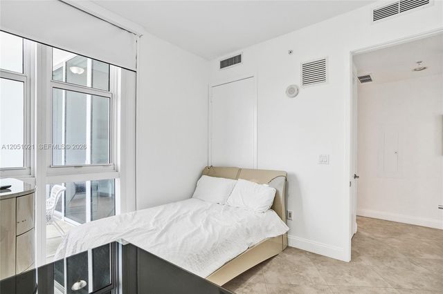 18201 Collins Avenue 4705, Sunny Isles Beach, FL 33160