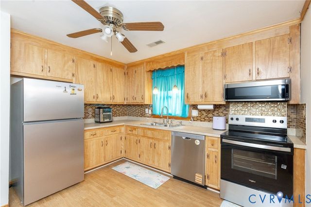 6310 Tammy Ln, Mechanicsville, VA 23111