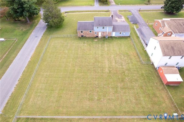 6310 Tammy Ln, Mechanicsville, VA 23111