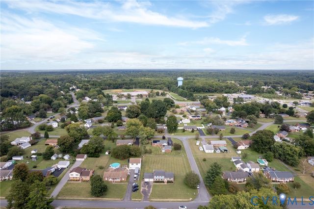 6310 Tammy Ln, Mechanicsville, VA 23111