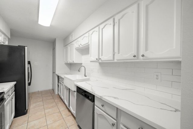 7847 Green Lawn Drive 7847, Houston, TX 77088