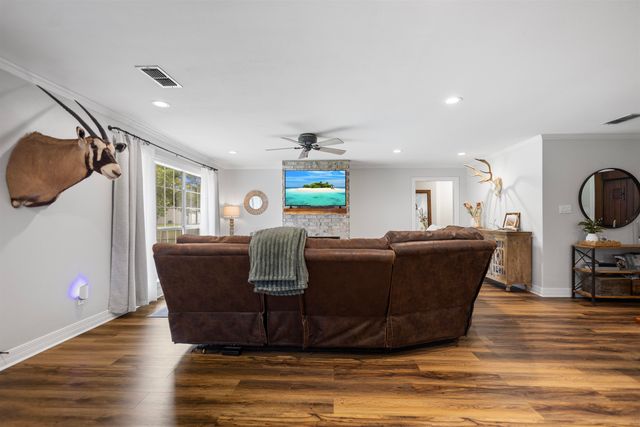 3589 Lansing Switch, Longview, TX 75602