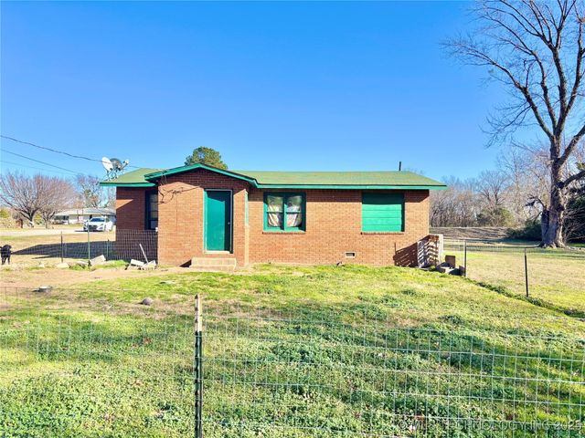 10168 N Highway 71, Stigler, OK 74462
