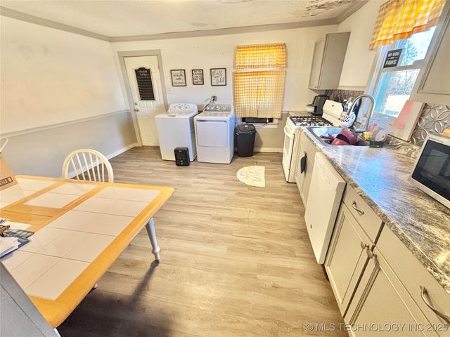 10168 N Highway 71, Stigler, OK 74462