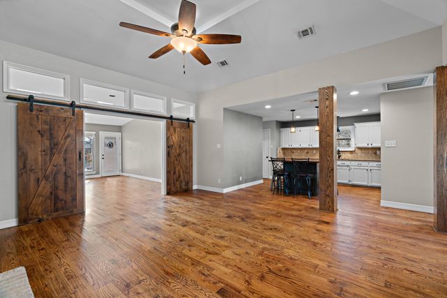 5322 Stonewood Court, Arlington, TX 76017