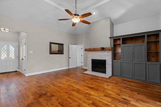 5322 Stonewood Court, Arlington, TX 76017