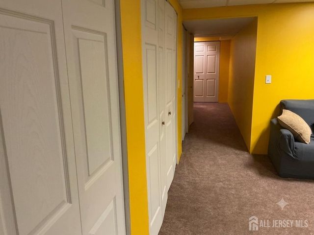 22 Jill Court, Franklin Twsp, NJ 08873