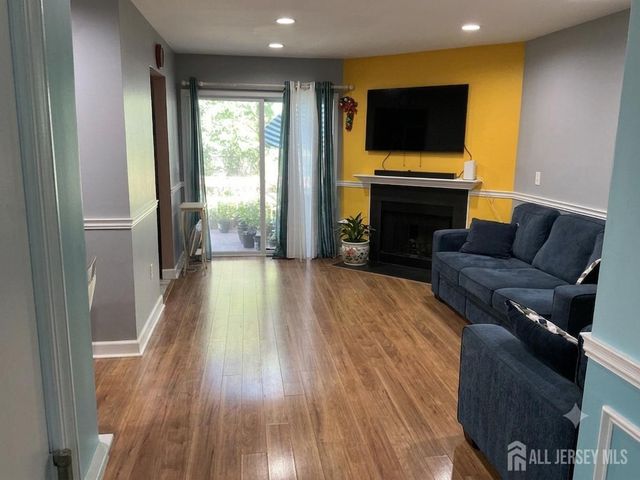 22 Jill Court, Franklin Twsp, NJ 08873