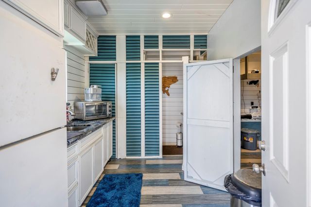 16544 John Silver Road, Jamaica Beach, TX 77554