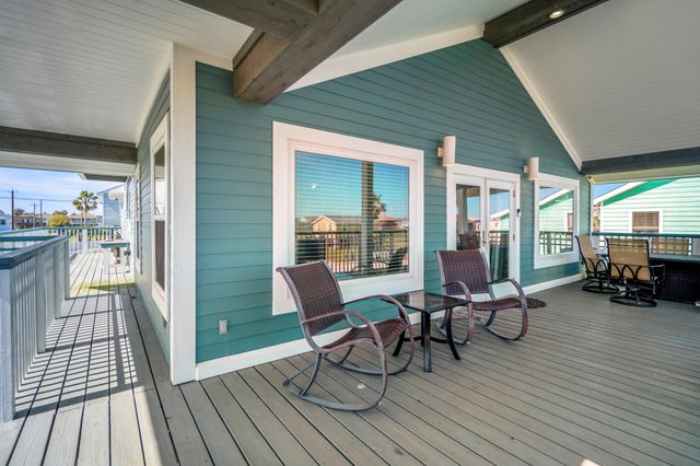 16544 John Silver Road, Jamaica Beach, TX 77554