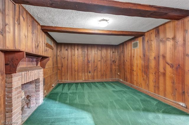 24907 E Oakland Road, Bay Village, OH 44140