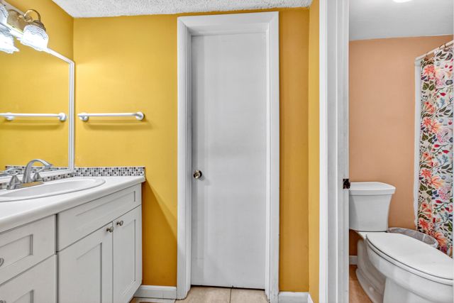 430 Commodore Drive 217, Plantation, FL 33325