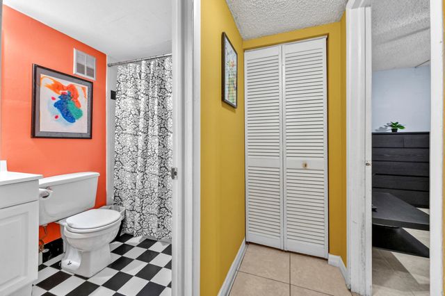430 Commodore Drive 217, Plantation, FL 33325