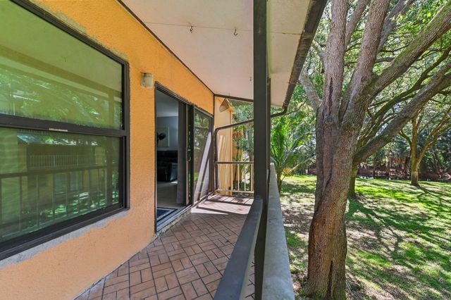 430 Commodore Drive 217, Plantation, FL 33325