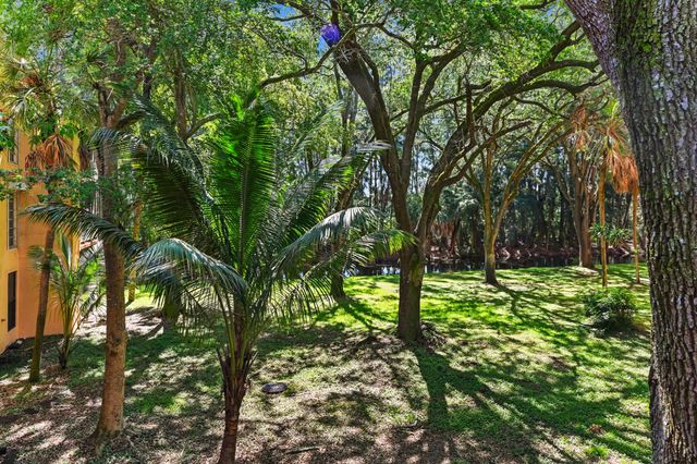 430 Commodore Drive 217, Plantation, FL 33325