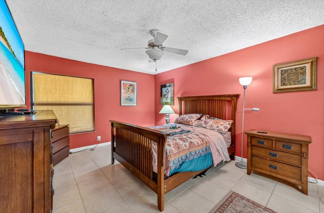 430 Commodore Drive 217, Plantation, FL 33325