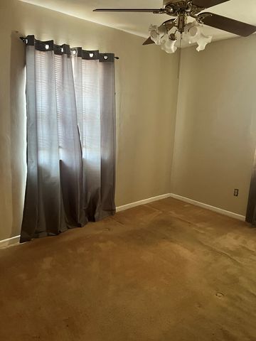 504 Howard Dr, Midland, TX 79703