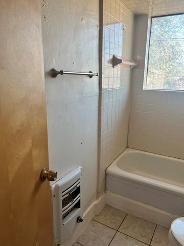 504 Howard Dr, Midland, TX 79703