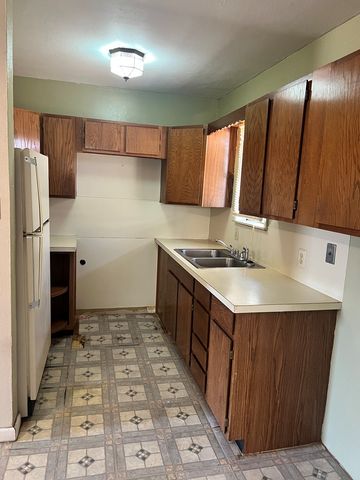 504 Howard Dr, Midland, TX 79703