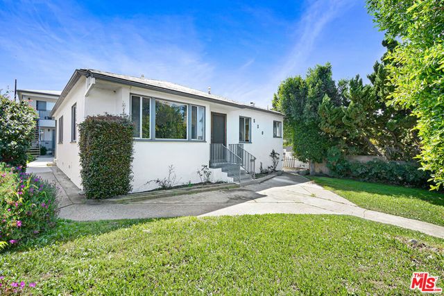 830 Hill Street D, Santa Monica, CA 90405