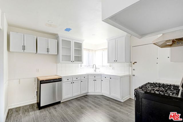 830 Hill Street D, Santa Monica, CA 90405