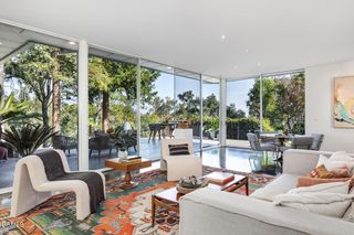 1436 Hillcrest Avenue, Pasadena, CA 91106