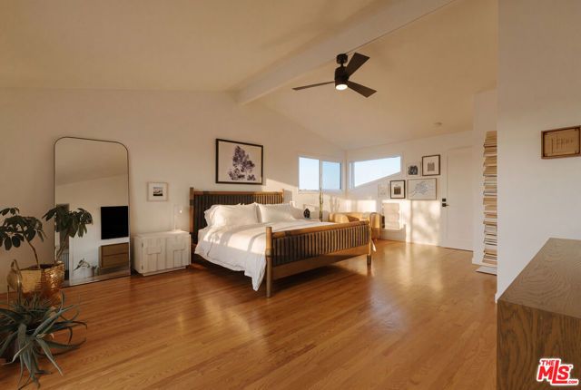 1926 N Crescent Heights Boulevard, Los Angeles, CA 90069