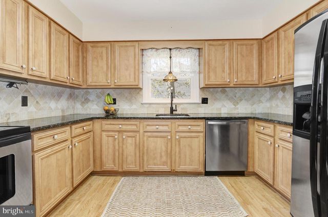 1461 STAGECOACH RD, Ocean View, NJ 08230