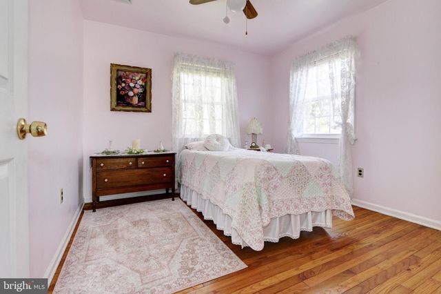 1461 STAGECOACH RD, Ocean View, NJ 08230