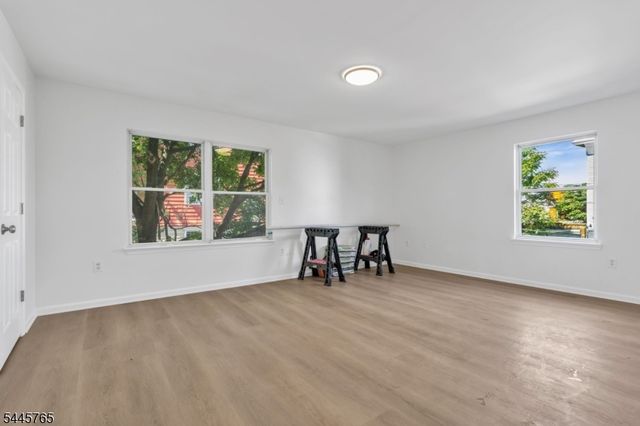 328 Hawthorne Ave, Newark City, NJ 07112