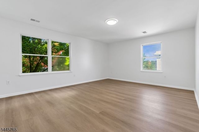 328 Hawthorne Ave, Newark City, NJ 07112