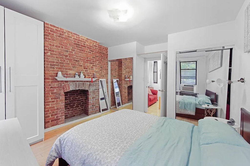244 E 90th St Apt 2C, New York City, NY 10128