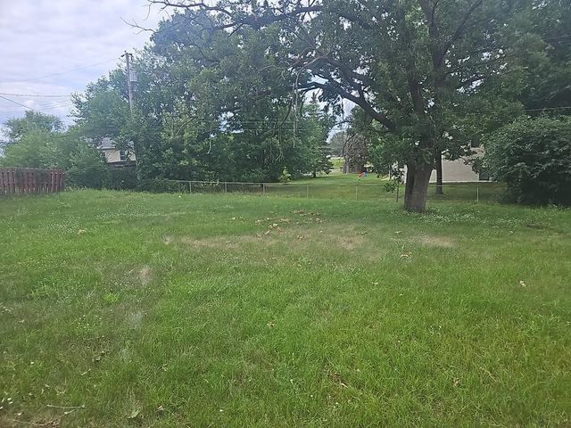 1131 80th Avenue NE, Spring Lake Park, MN 55432