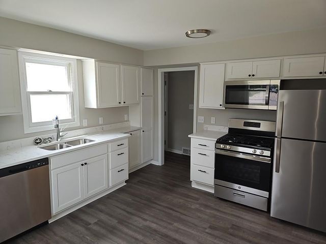 1131 80th Avenue NE, Spring Lake Park, MN 55432