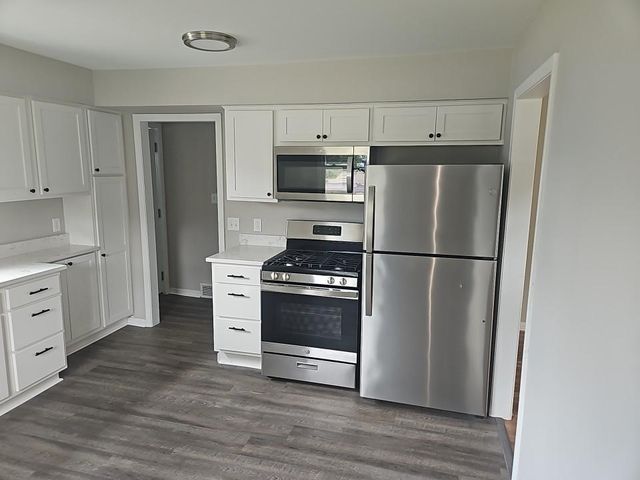 1131 80th Avenue NE, Spring Lake Park, MN 55432